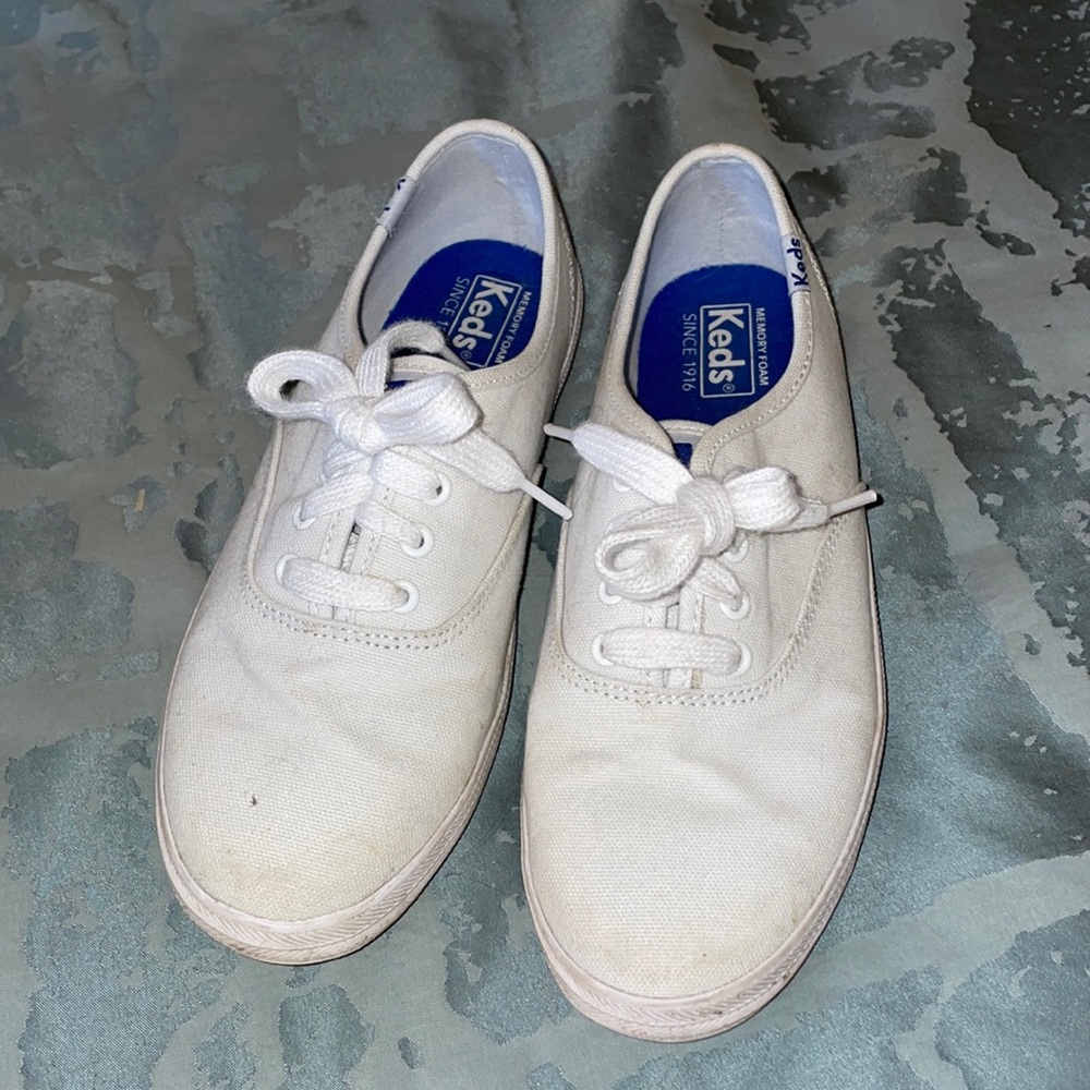 Plain white Keds - CHAMP CVO
